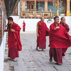 discovering_buddhism_bhante_mahendra